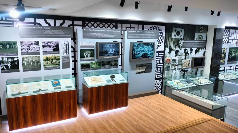 The special exhibition “Taekwondo, Facing the World” at KCC India displays artifacts from the National Taekwondo Museum from June 2 to Aug 1. 