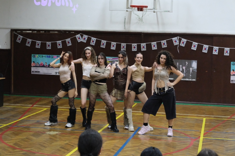 Dance crew Eunoia performs K-pop choreography as a special guests on the final evening. (Flavia-Maria Ratoi) 