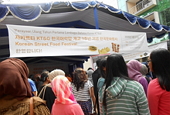 Fans throng Korean Street Food Festival 2015 in Indonesia