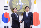 Korea, Japan reach an agreement on 'comfort women'