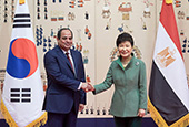 Korean, Egyptian leaders hold summit talks