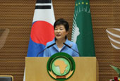 Park unveils S. Korea’s initiative for cooperation with Africa