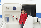 President Park arrives in France