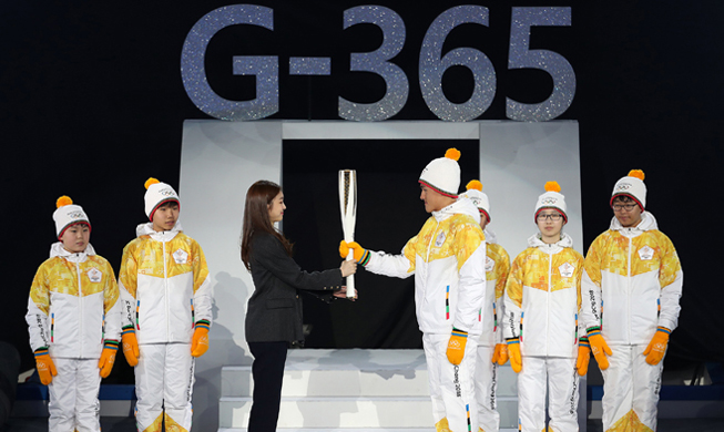 Olympic torch starts one-year countdown to PyeongChang Winter Games 