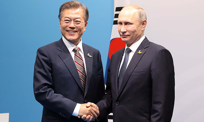 Korean, Russian leaders emphasize expanded cooperation