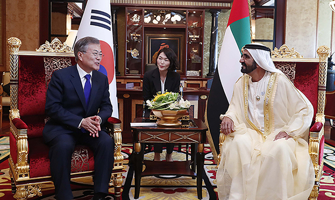 President Moon meets with Dubai ruler