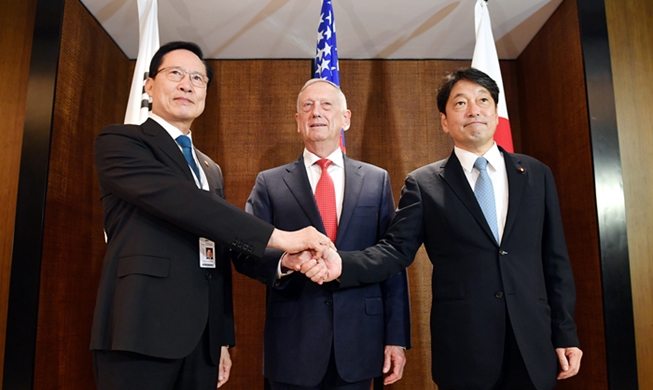 Korea, US, Japan defense ministers cooperate on denuclearization