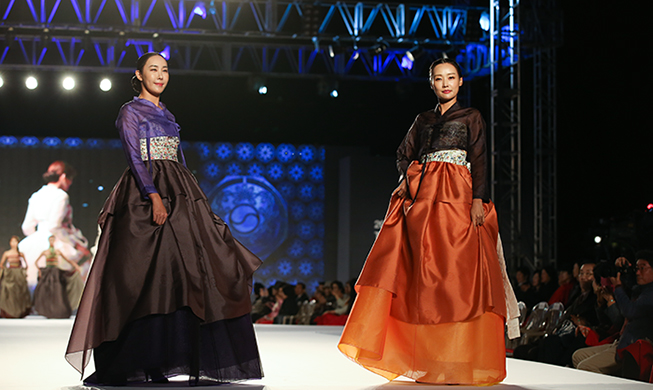 Enjoy Hanbok Culture Week from Oct 15 to 21