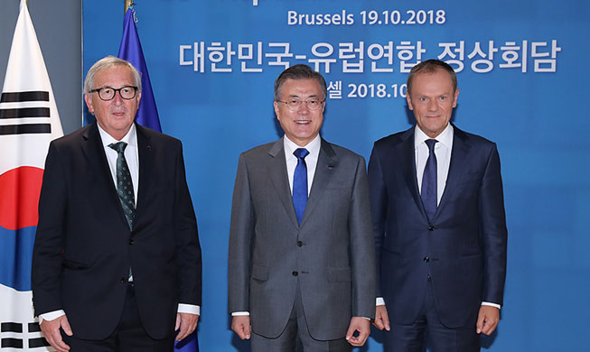 President Moon meets with EU leaders