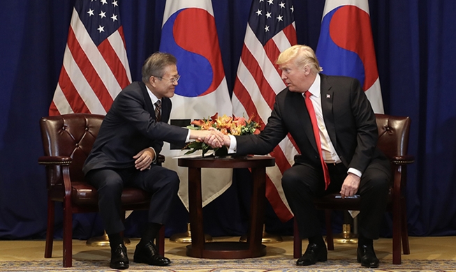 President Moon, Trump to hold summit April 10-11 in Washington