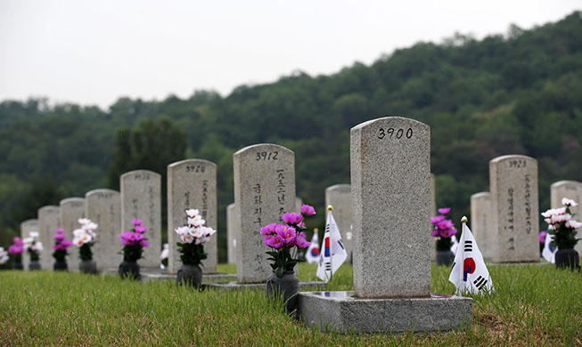 Memorial Day: Remembering the fallen at Seoul National Cemetery