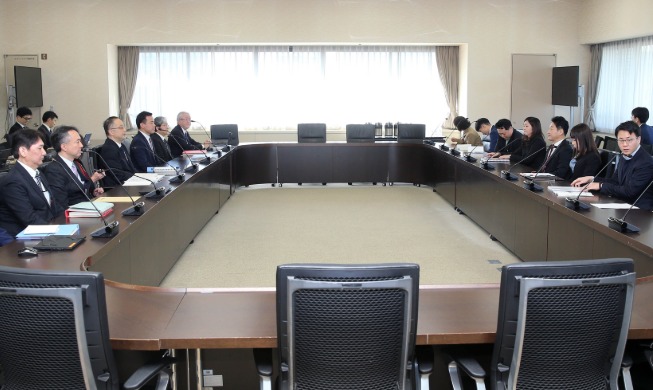 Korea, Japan to hold more talks on export control policy