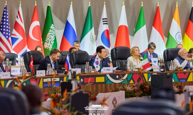 Statement by President Lee Jae Myung (G20 Leaders’ Summit Session 3)