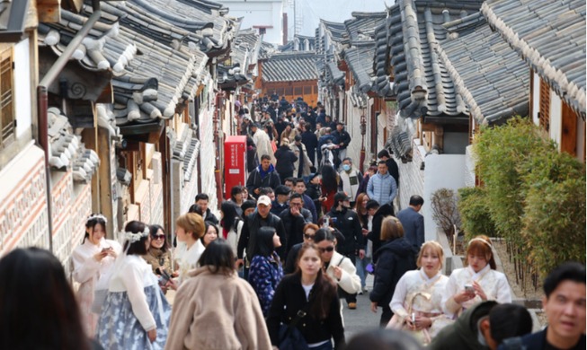 No. of int'l visitors in first 8 months of 2026 breaks 15 million