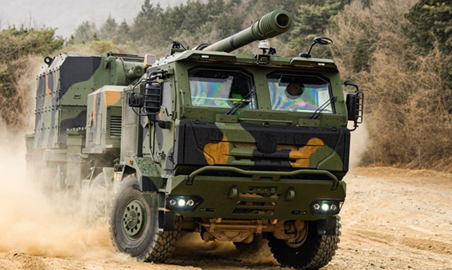 US Army picks Korean company for self-propelled artillery supply