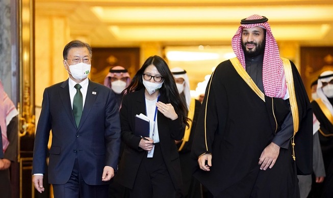 President calls Korea 'optimal partner' in summit with Saudi Arabia