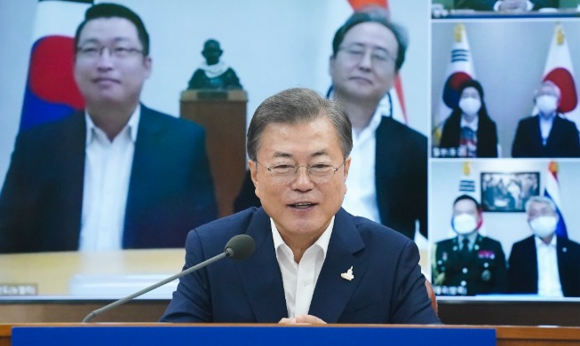 President pledges to help ethnic Koreans abroad in videoconference