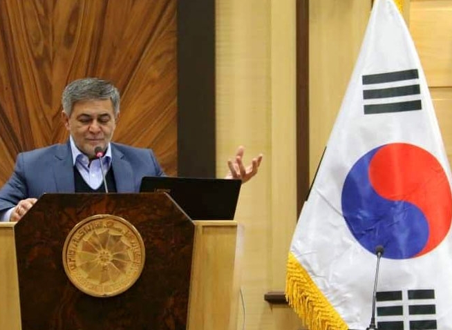 Iranian head of joint biz chamber discusses bilateral trade ties