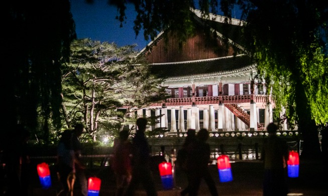 Gorgeous night view, royal cuisine await at Gyeongbokgung Palace