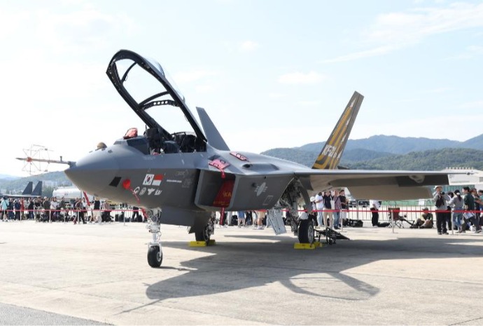 Nation's largest aerospace and defense expo opens