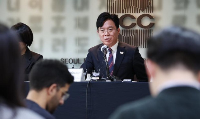 Labor minister calls foreign workers 'crucial to nat'l economy, society'