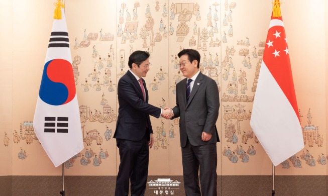 Singapore agrees to strategic partnership, import of Jeju meats