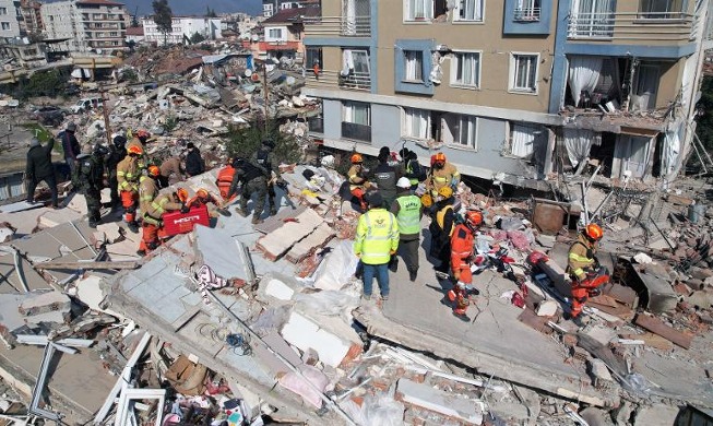 Rescue workers in Turkiye save 2 more people to raise total to 8