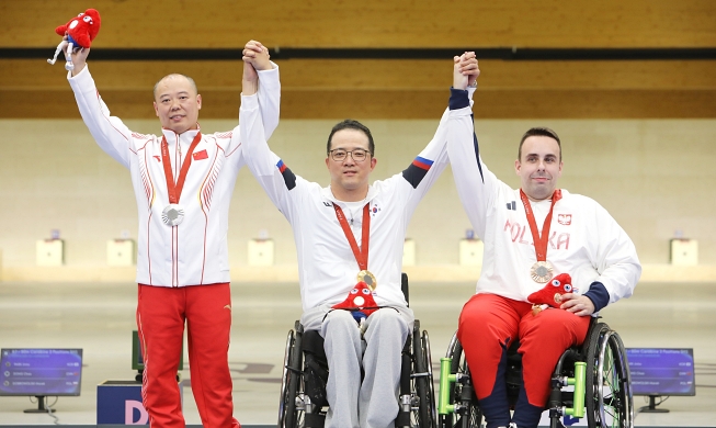 Shooter wins 2 golds, table tennis 5th medal at Paralympics