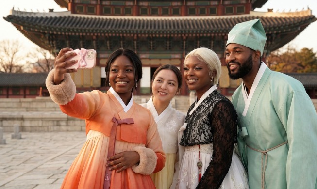 36.9% of foreign workers in 2025 made over KRW 3M per month