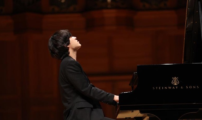 Piano prodigy Lim Yun-chan