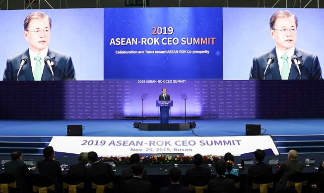 President calls Korea 'optimal partner for youthful ASEAN'