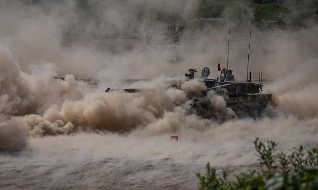 K2 tanks simulate incidental operation with dirt